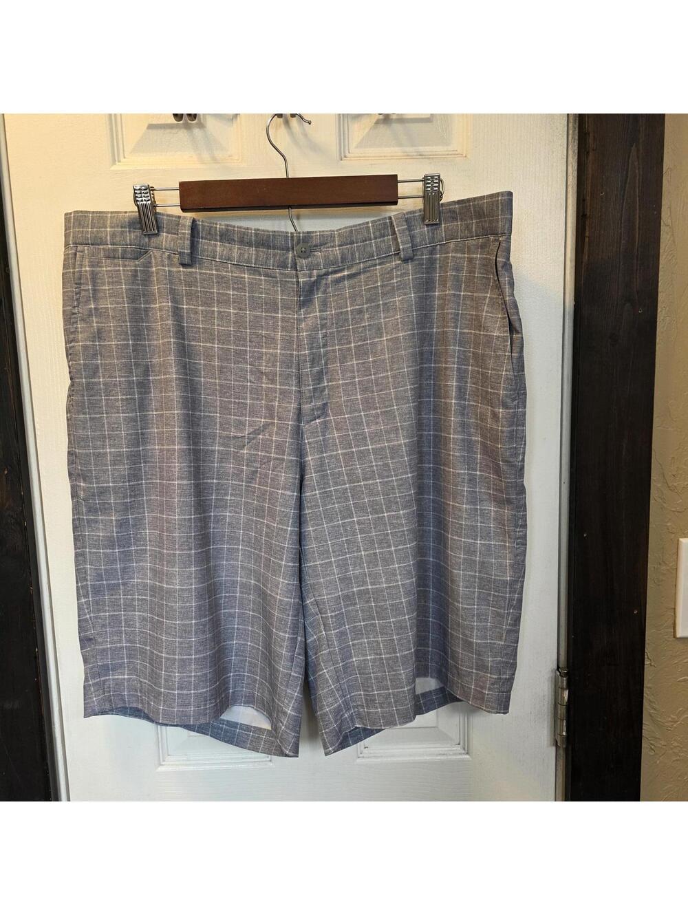 Nike Golf Tour Performance Shorts- Size 38